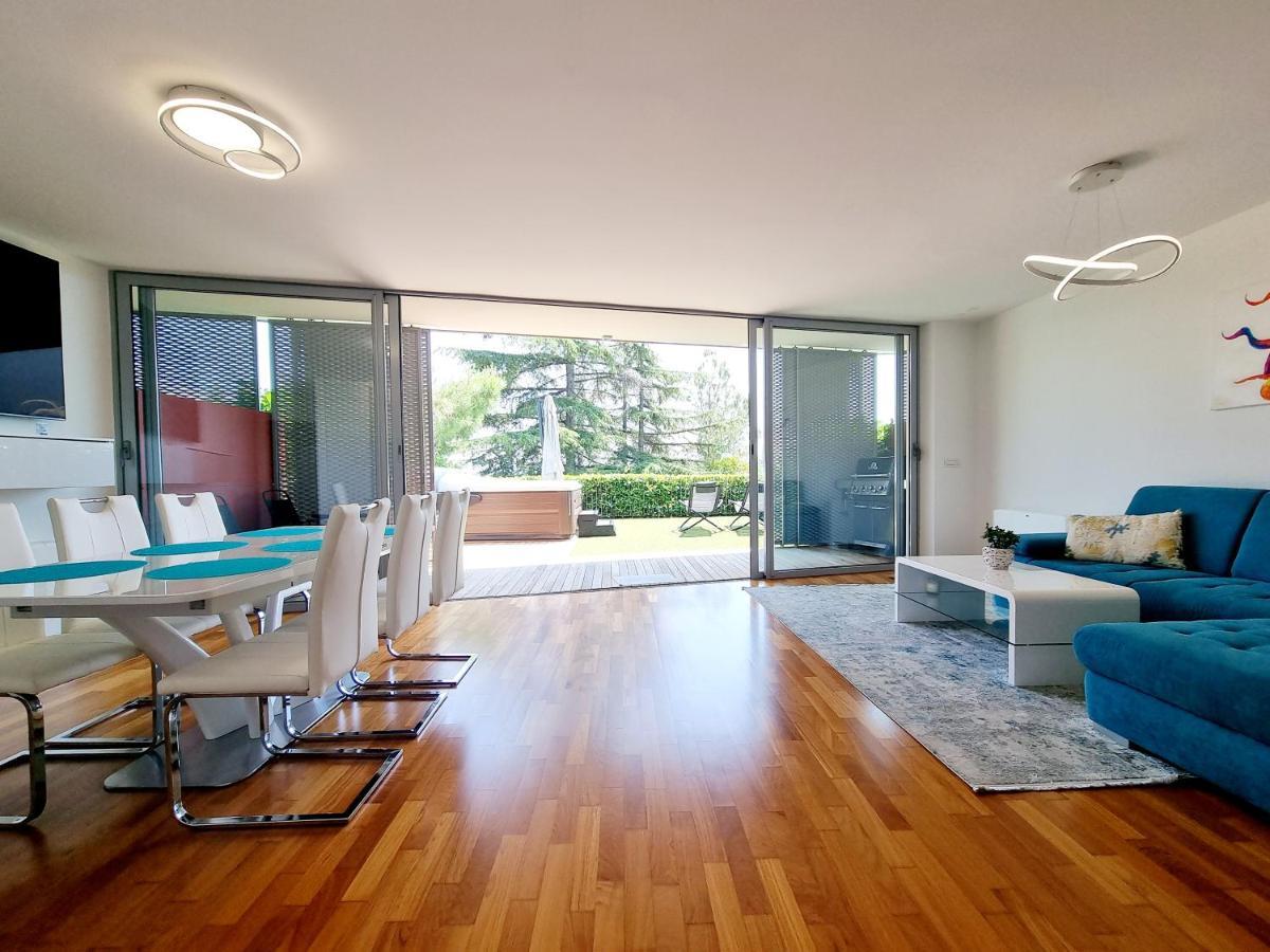 Vip Apartment Порторож Екстериор снимка