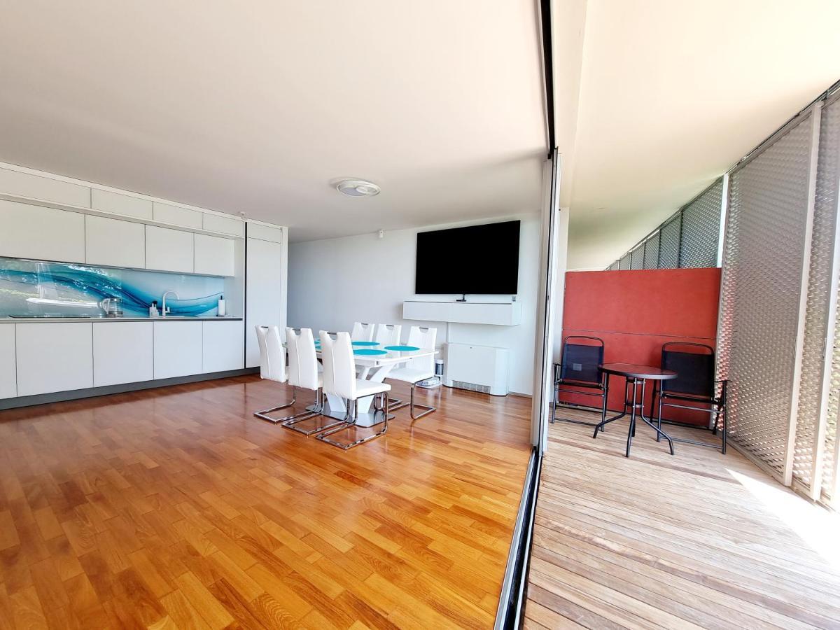 Vip Apartment Порторож Екстериор снимка
