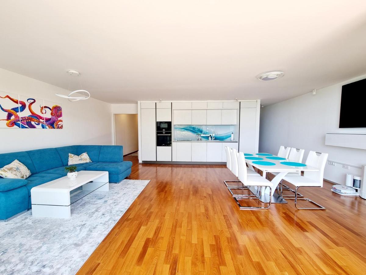 Vip Apartment Порторож Екстериор снимка